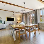 Avec Piscine Holiday home Soupex