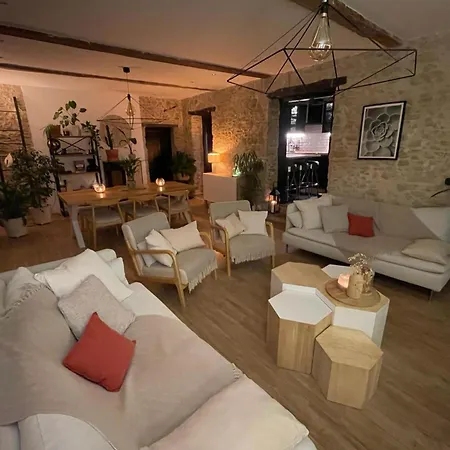 Avec Piscine Σπίτι διακοπών