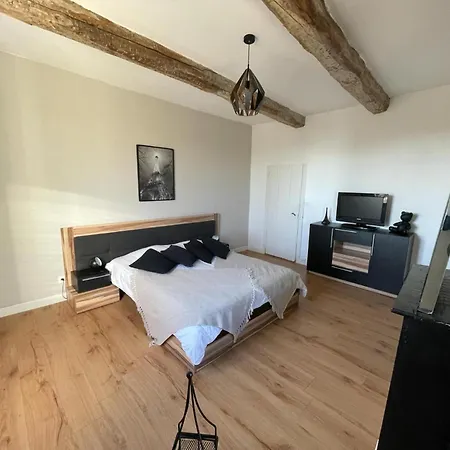 Avec Piscine * Soupex