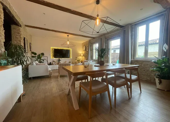 Avec Piscine * Soupex